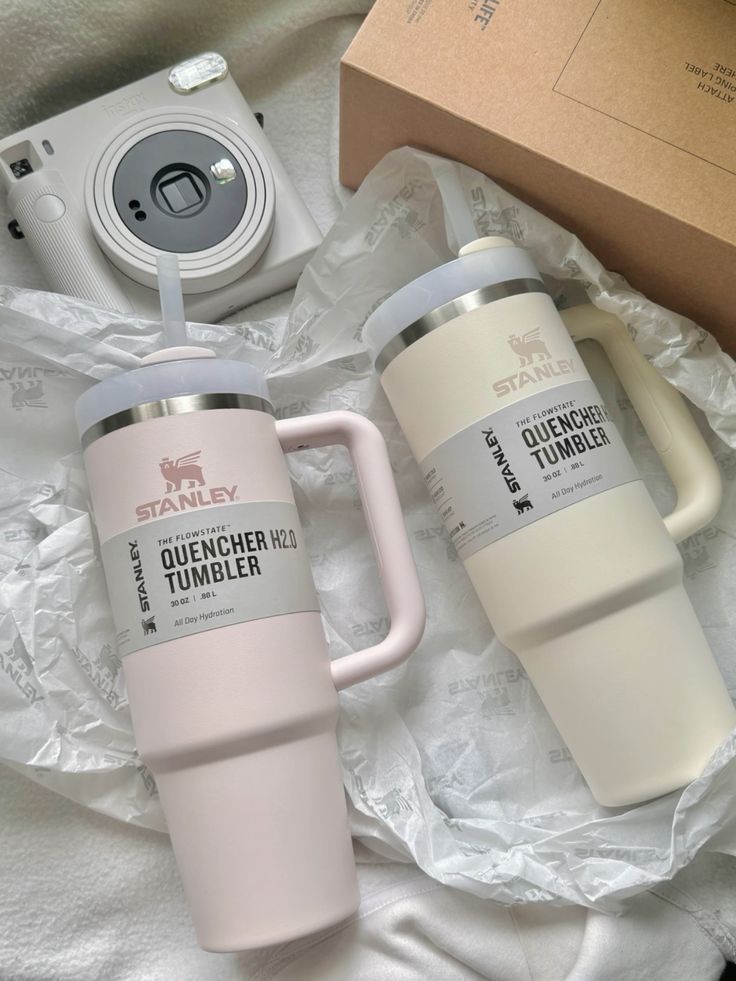 Stanley Tumblers with Free Carrier Bag at Best Price